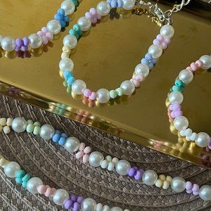 Pearl and Pastel Seed Bead Bracelet - Handcrafted Elegance